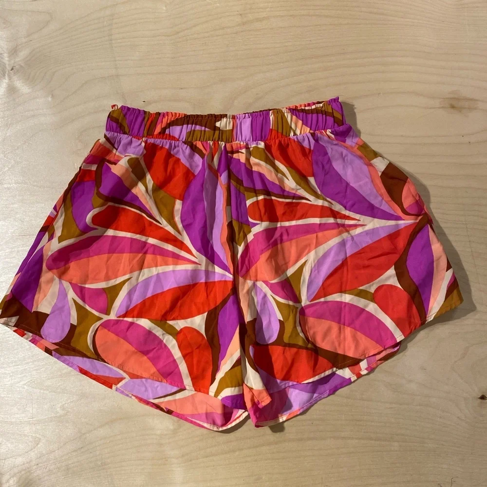 Impressions Pink and Purple Athletic Shorts Large (OP)